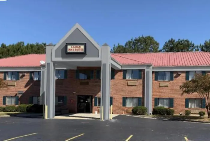 Budget Inn, Hwy 41